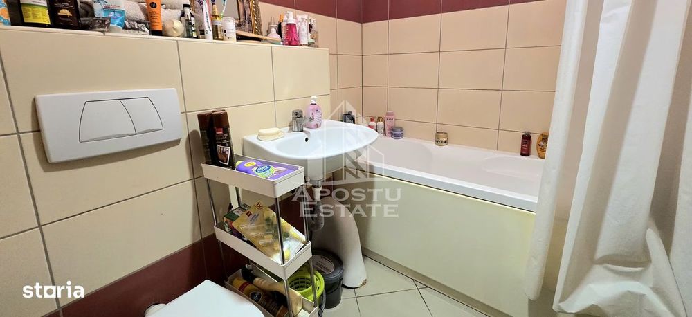 Apartament vanzare 2 camere, terasa, etaj intermediar,an 2008,Aradului