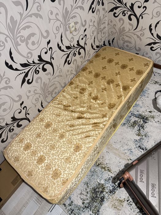 МАТРАС срочно продаю