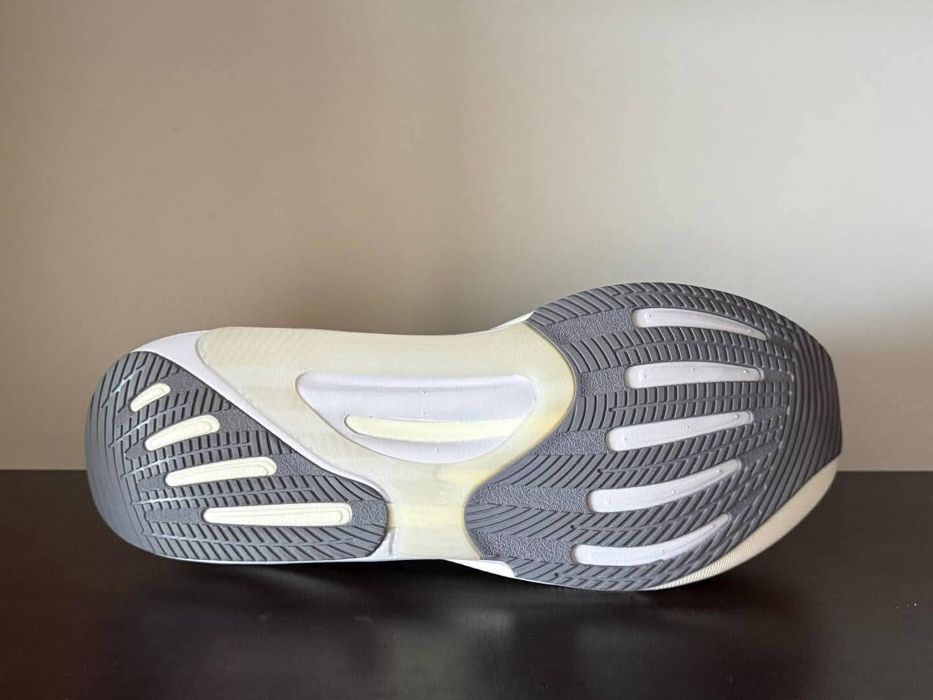 adidas Supernova Rise 44номер 28см Стелка нови с кутия