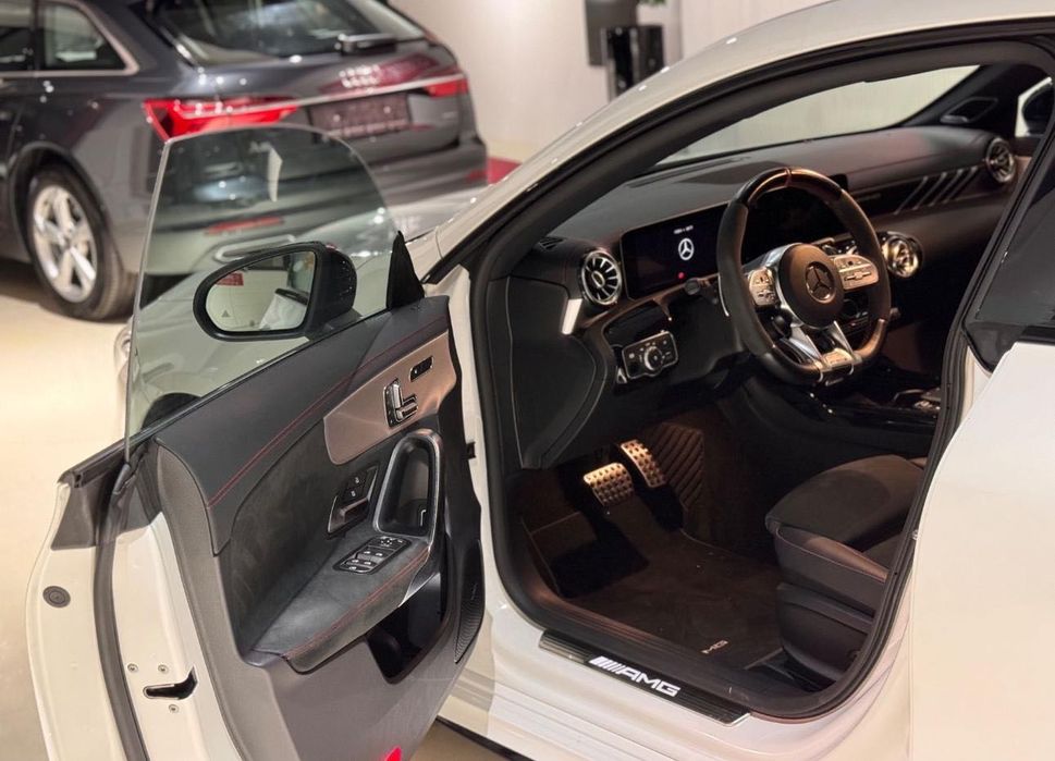 Mercedes cla 45 shooting break