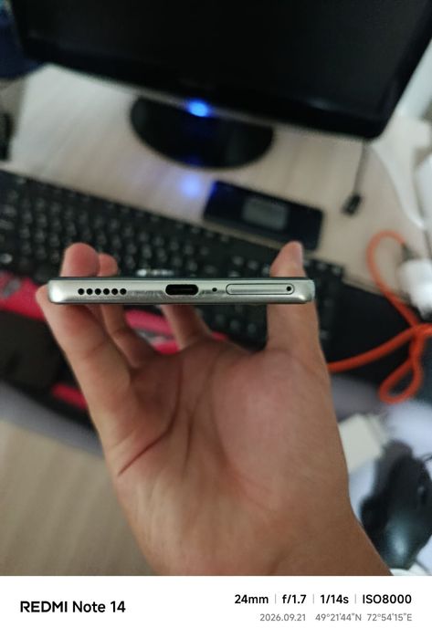 Tecno Camon 40 с гарантией