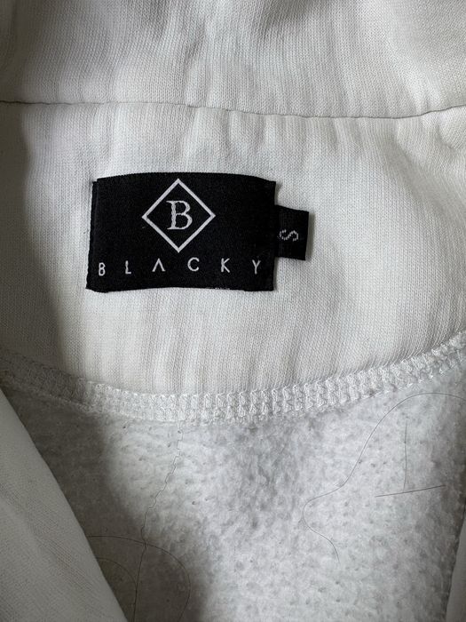 Двойка от бренда «blacky»