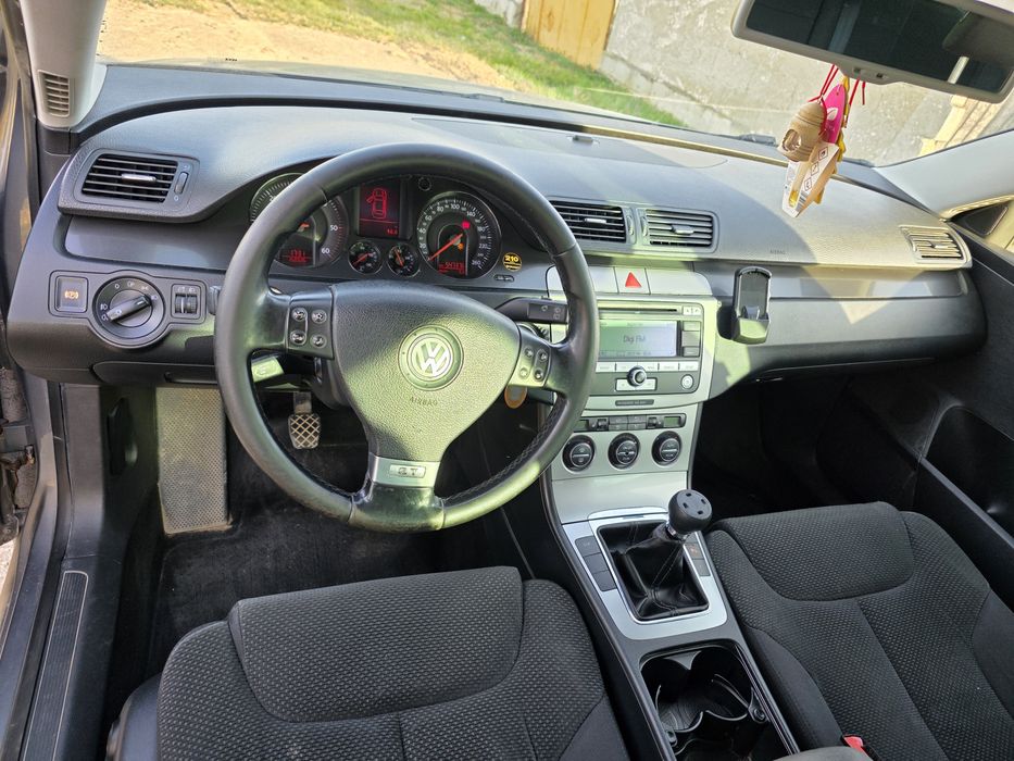 Vând Passat B6 2007
