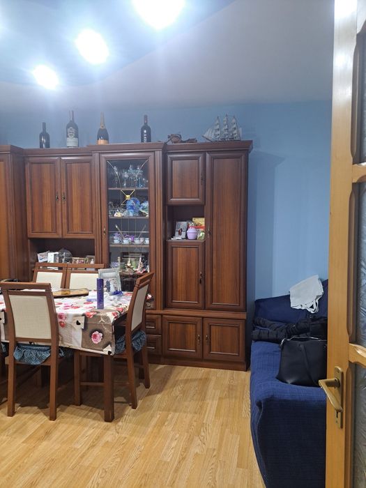 Vand apartament  targu frumos