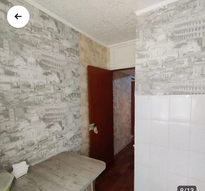 Екі бөлмелі пәтерде бір бөлмесін беремін