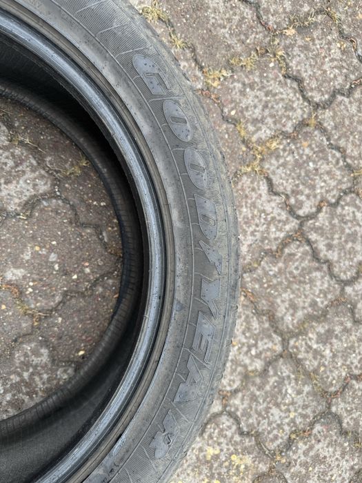 Автошины Goodyear 275/45/20.