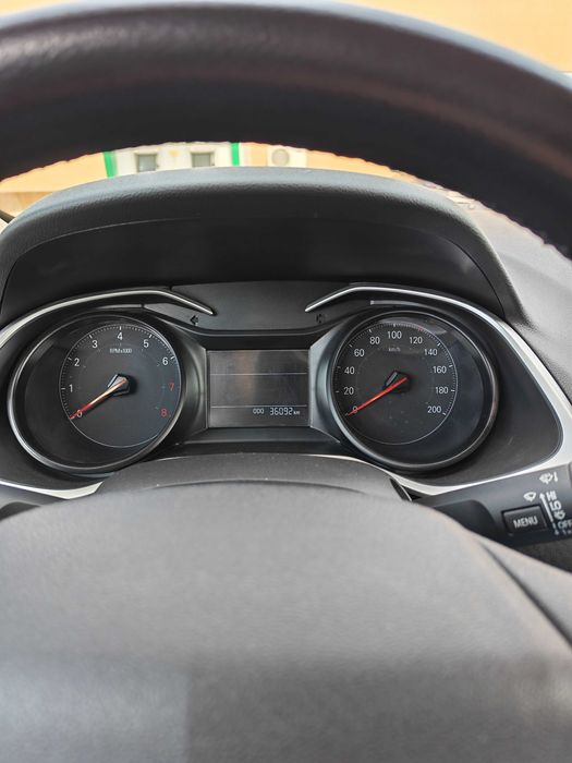 Onix 3LT sotiladi, kulrang metallik