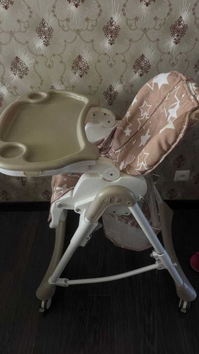 Детский стул для кормления
