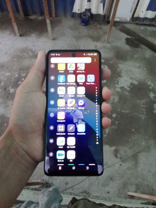 Tecno spark 10pro 256 xotira 8+8 ram