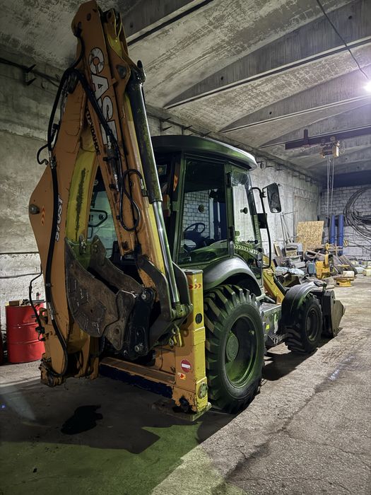 Экскаватор погрузчик 3/1