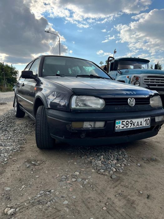 Volkswagen Golf, 1993