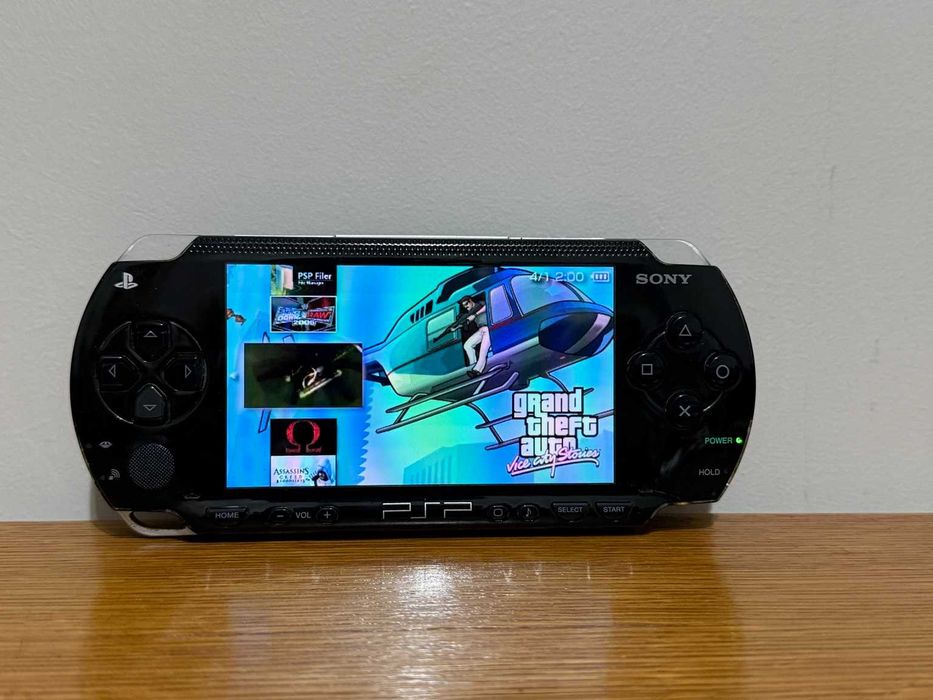 Sony PSP 1000 Black Modat ARK-5 | Card 64GB SanDisk | Baterie Nouă + Accesorii
