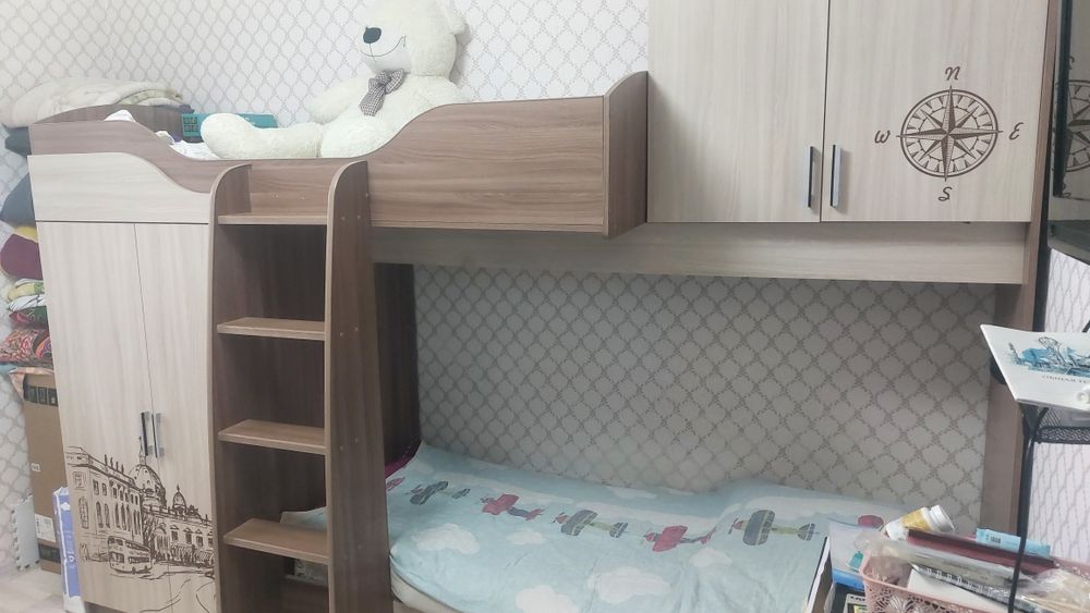 Двухъярусная кровать