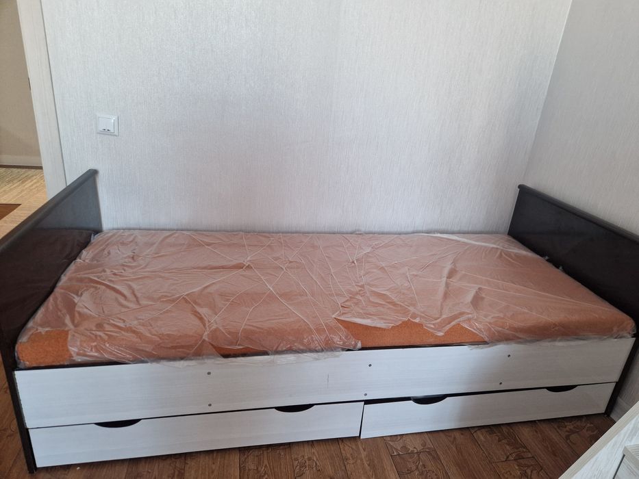 Продам кровать односпальная