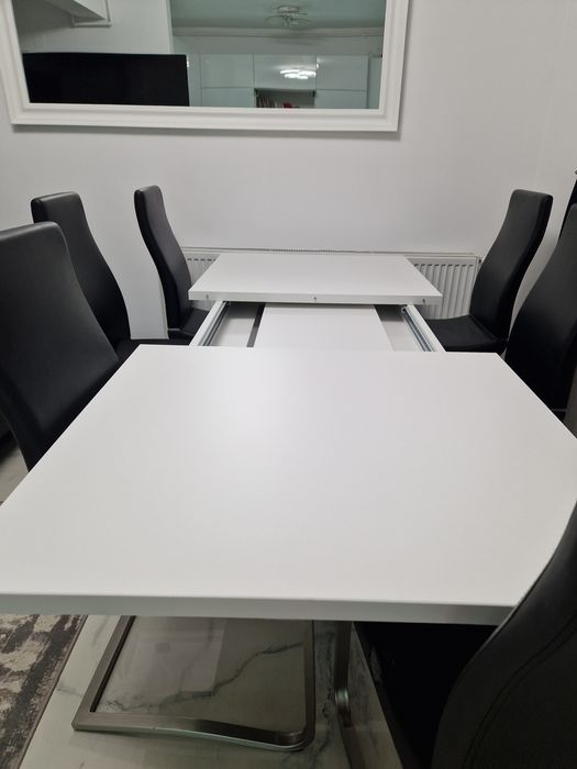Vand masa extensibila cu 6 scaune