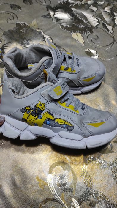 Кроссовки для мальчиков