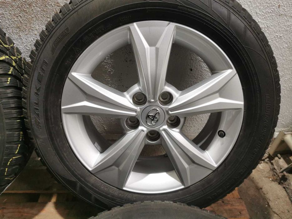 Jante Originale Toyota CHR / Rav 4. R17 cu anvelope de iarna