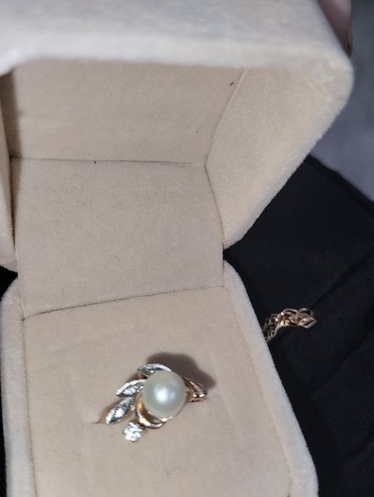 Кольцо с жемчугом