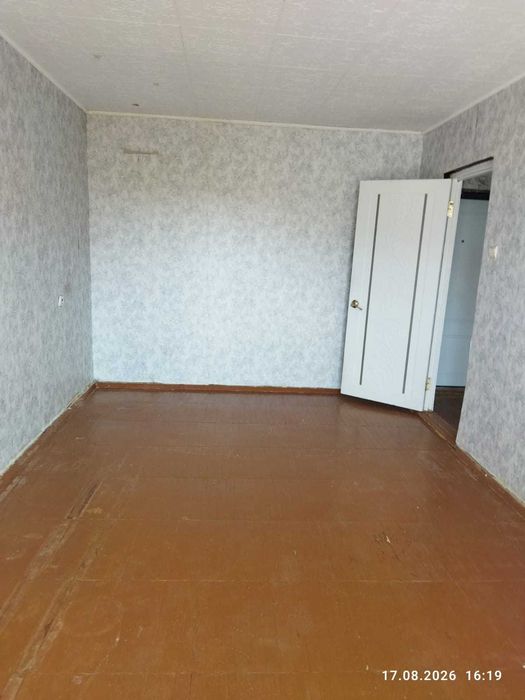 Продам 1 кв в 8 мкр