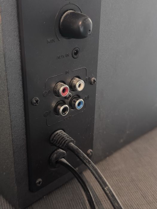 Logitech Z337 Bold Sound Bluetooth