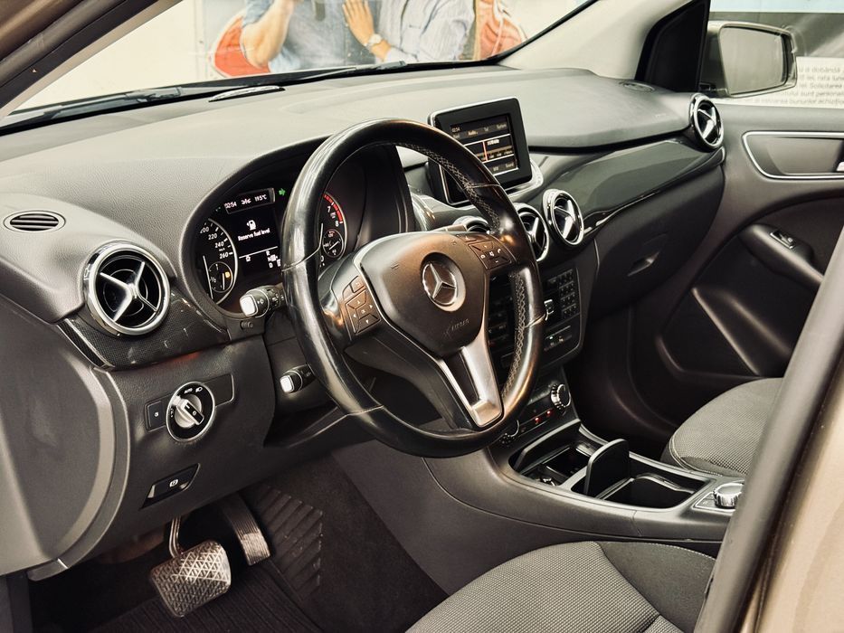 Mercedes Benz B200 - 146.000 KM - Benzina - 1.6 - Cutie automata -Rate