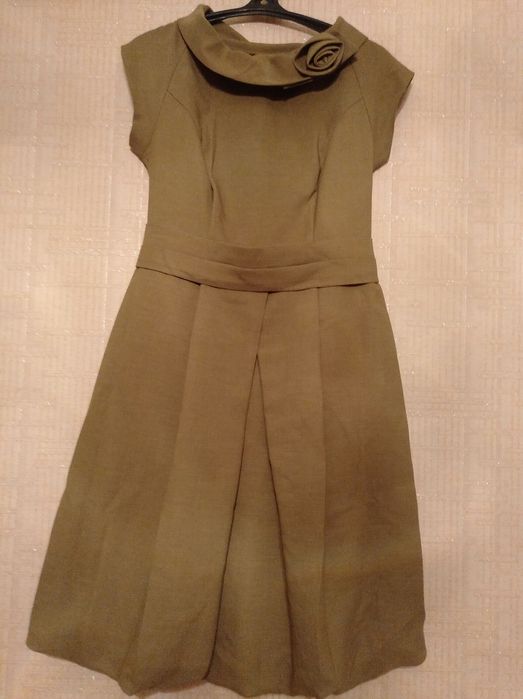 Продам женские разные платья