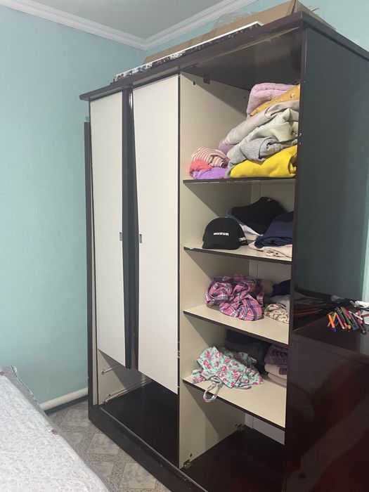 Спальный гарнитур