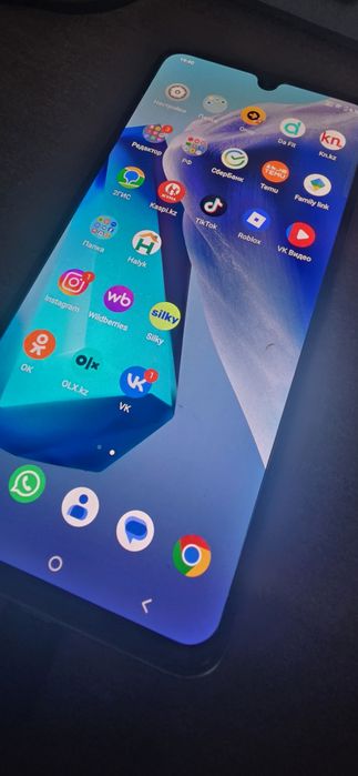Продам Vivo v25e