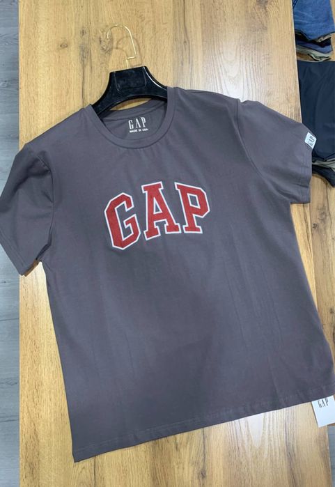 Мужские футболки летние GAP , Brunello Cucinelli