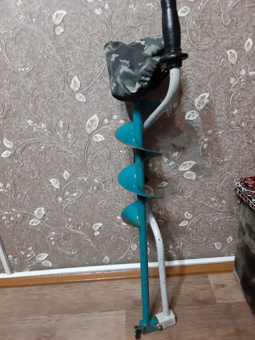 Продам     бур  130