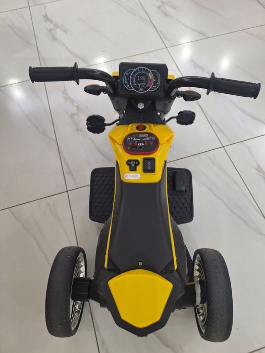 Bolalar skuteri детская скутер