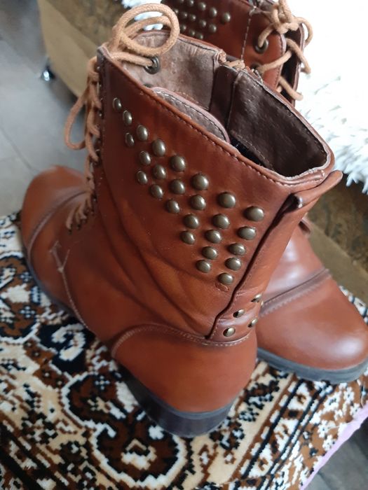 Осеннее весенние полусапожки