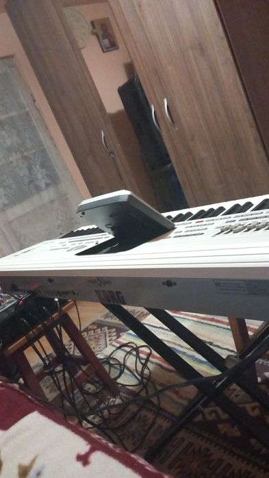 Vând Korg pa 2x pro