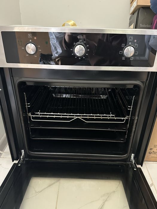 Продается духовая печь Franke