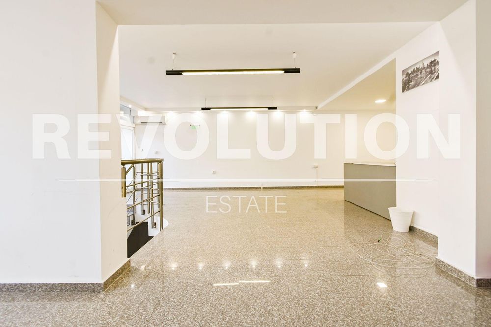 Офис в ж.к. Студентски град.