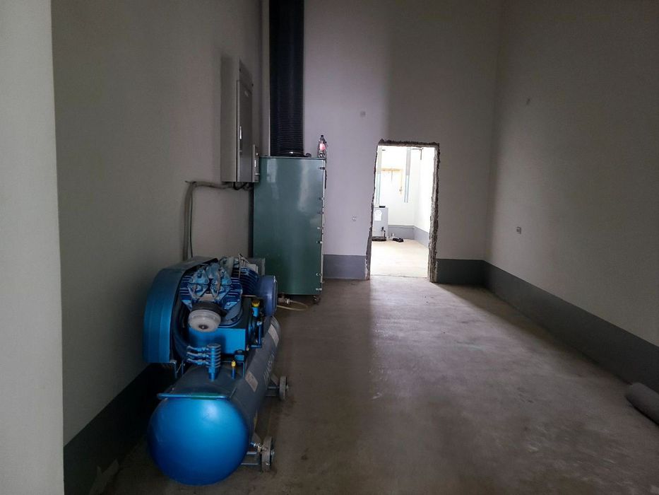 Продаётся производственная база с промхолодильником