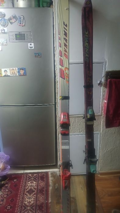 Продам горные лыжи