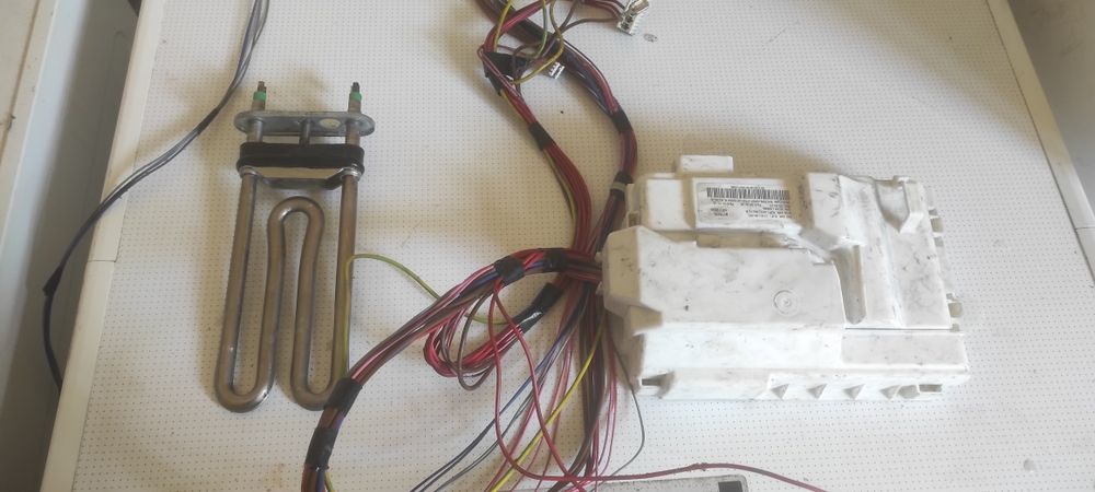 Пералня hotpoint ariston ns703u w eu на части