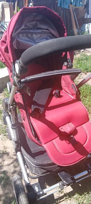 Продам детскую коляску