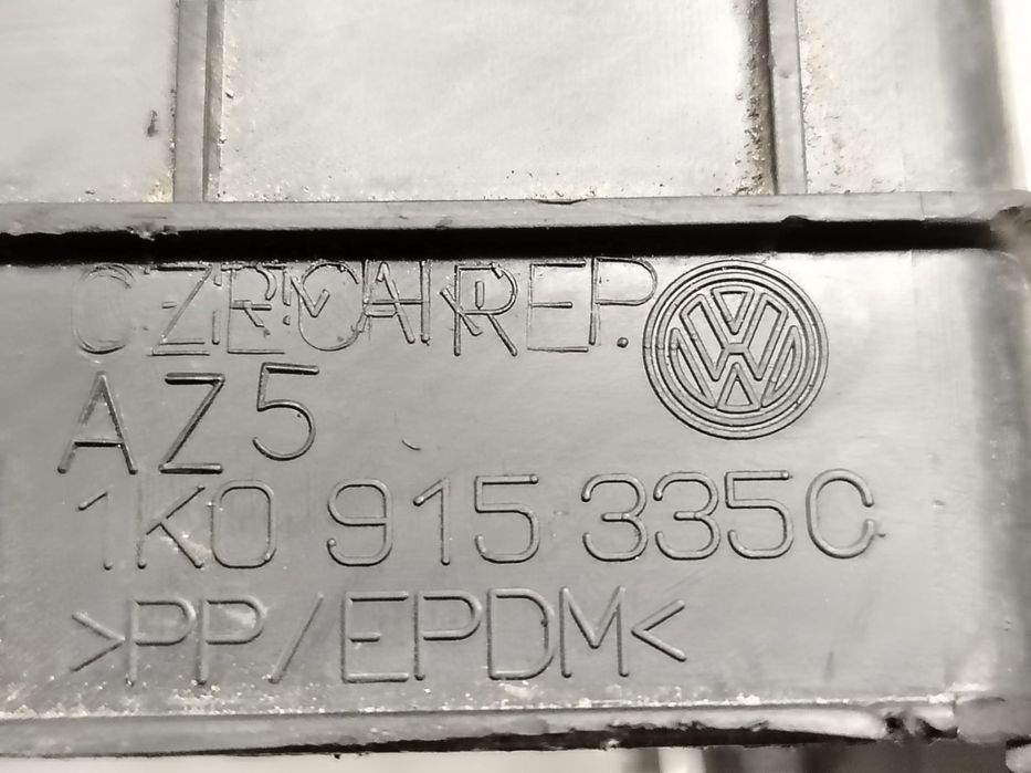 Carcasa baterie 1.9 tdi bkc 1k0915335c Volkswagen VW Golf 5 [2003 - 2