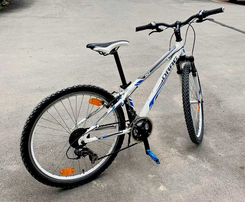 Bicicleta - Roți de 26 de inchi, 3 viteze în față și 7 în spate