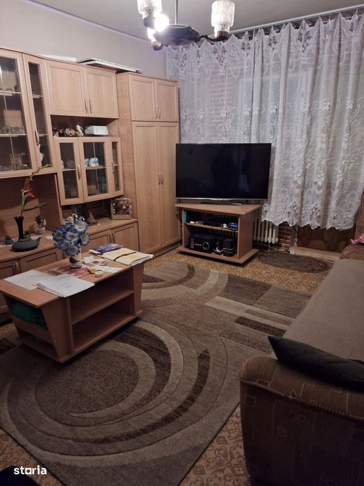 Apartament 3 camere decomandat | Astra | Locație excelentă — fotografia 3