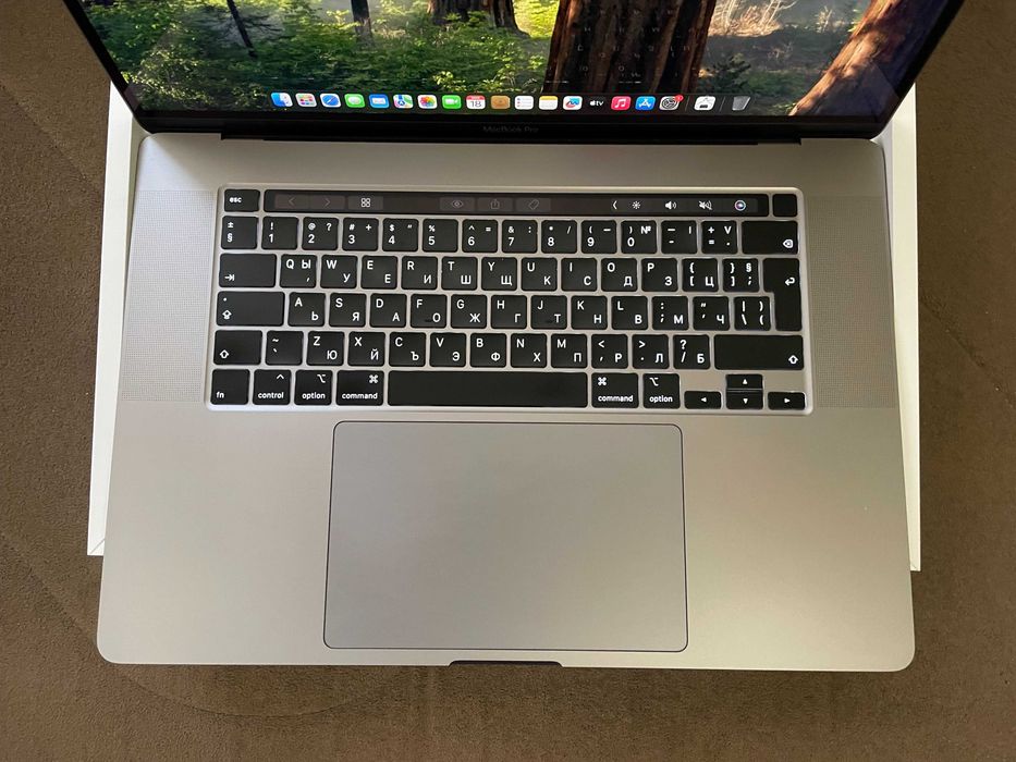 16" Core i7 MacBook Pro A2141 (2019) Space Gray-i7/16GB RAM/512GB SSD