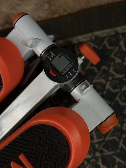 Продам степпер для домашних тренировок