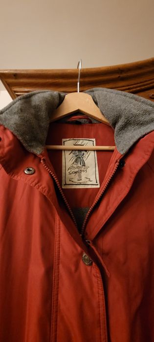 Geaca matlasata marimea S Four Seasons