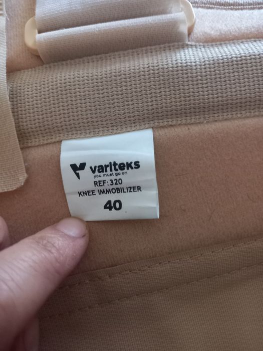 наколенник фиксатор послеоперационный VARITEKS.