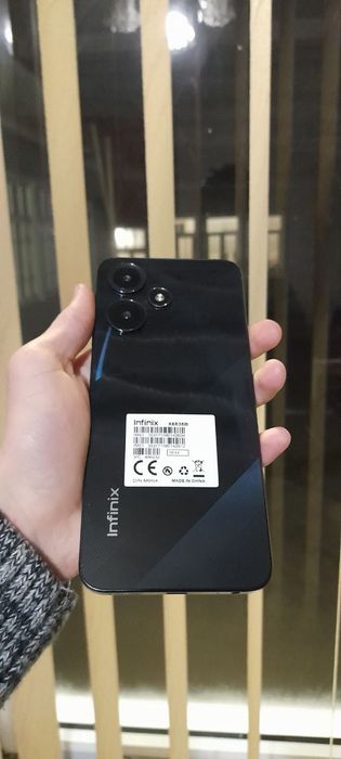 Infinix hot 30 play holati yaxwi