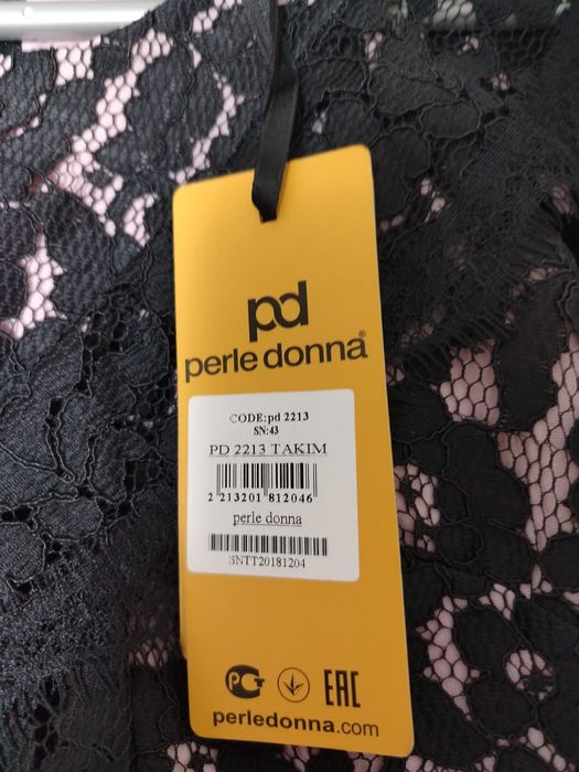 Продам женский костюм