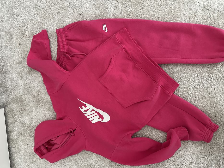 Спортен комплект Nike