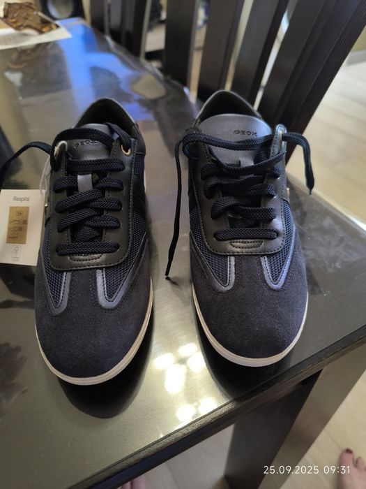 Маратонки Geox 38 номер